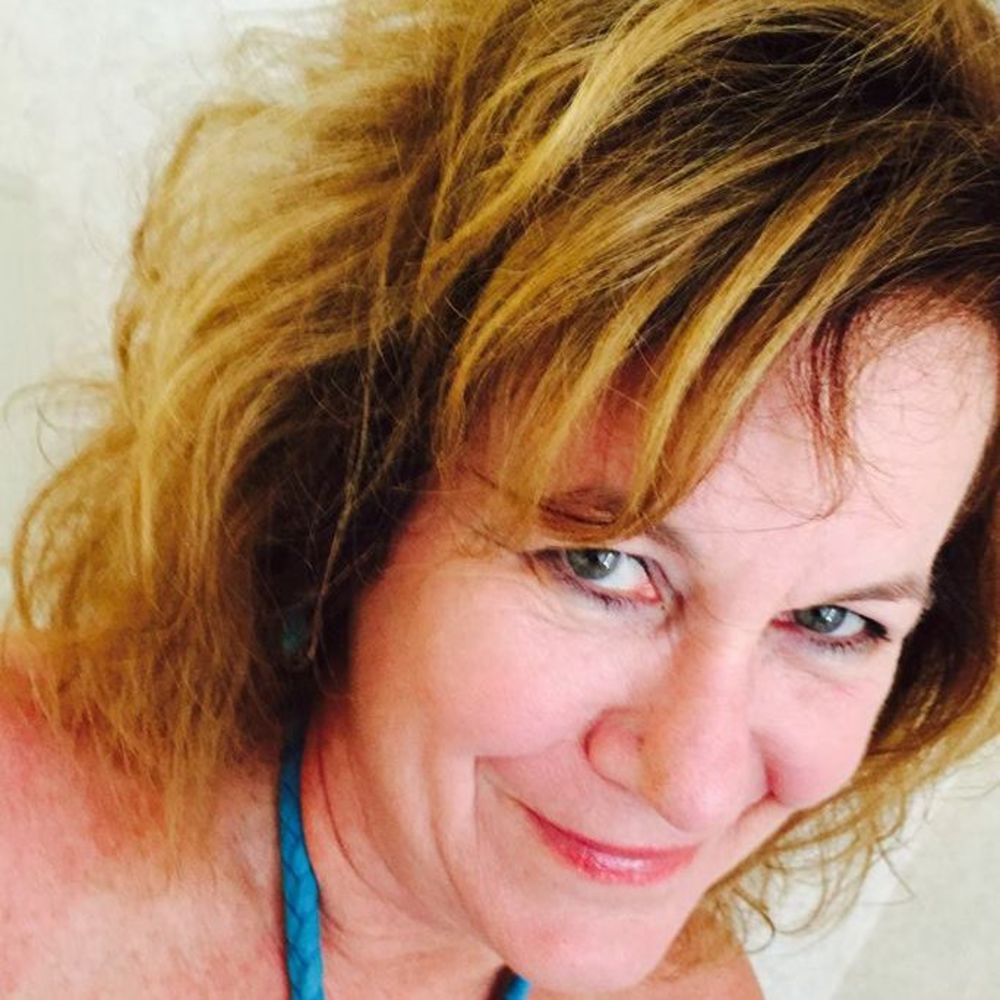 Meet your Posher, Deborah